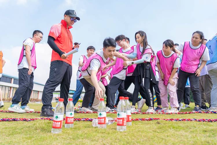 适合五个人玩的游戏有哪些-五个人适合玩的手游 - 888游戏网